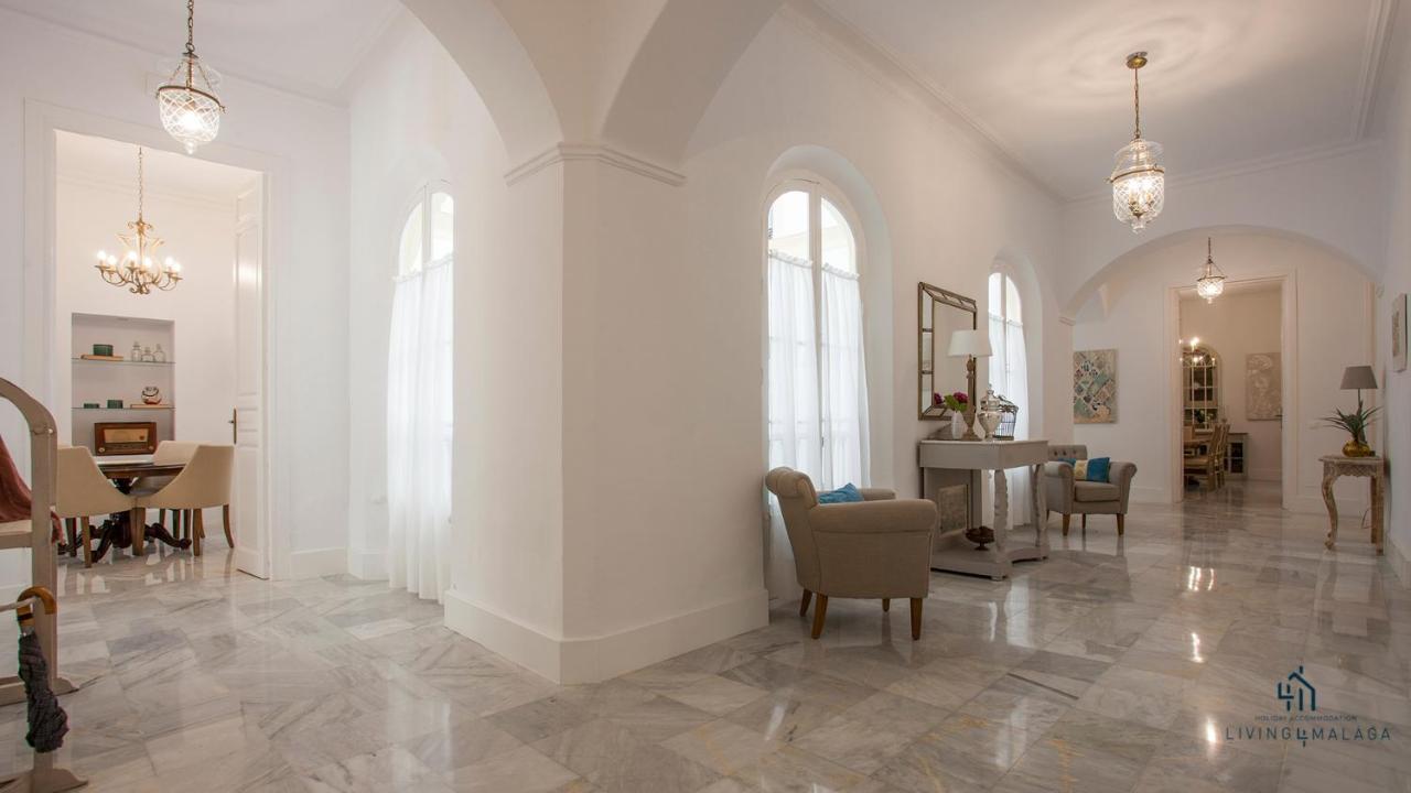 Living4Malaga Aduana Presidential Apartment Exterior photo
